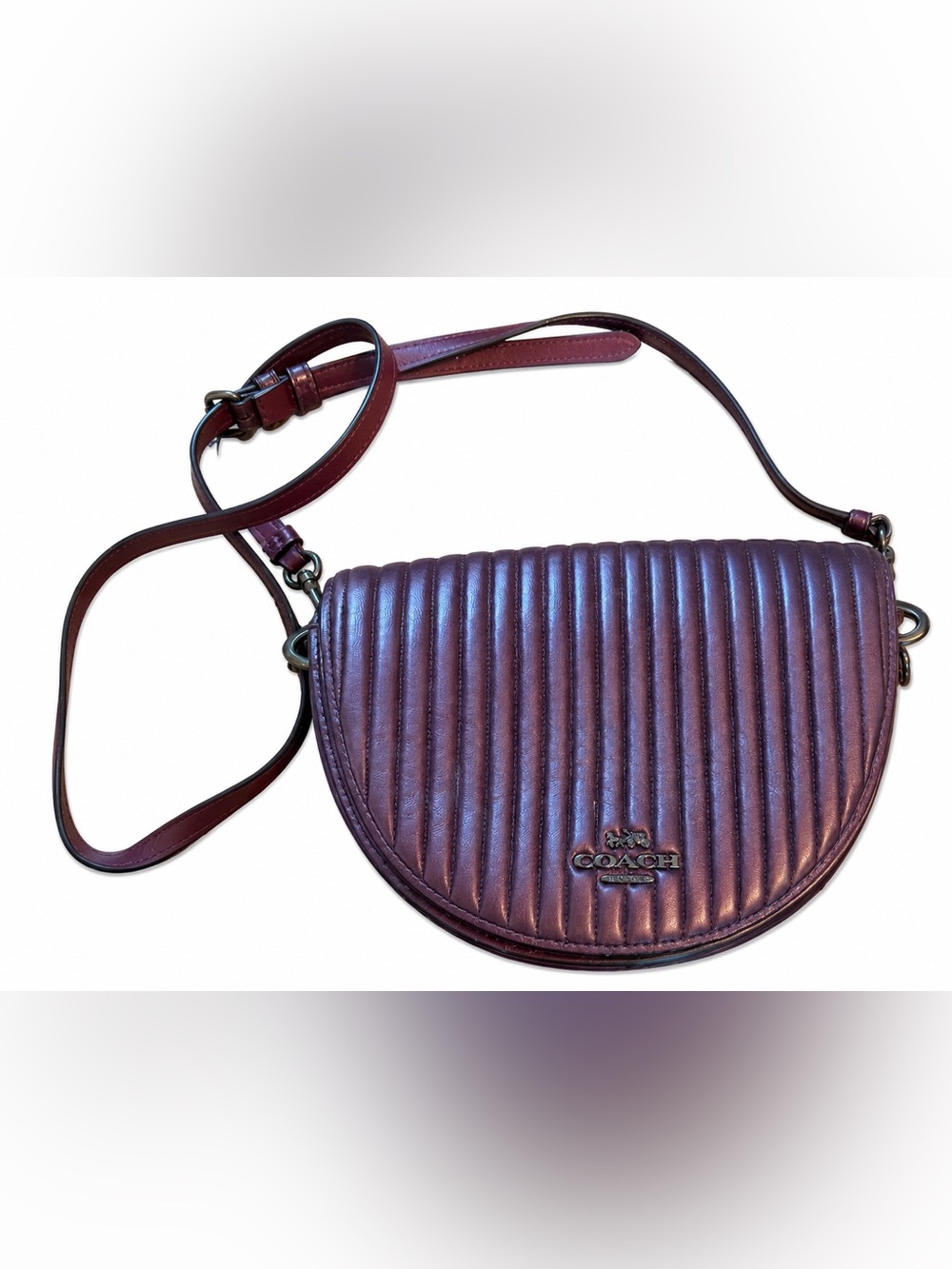 Coach Women's Ellen Linear Quilted Crossbody Purse